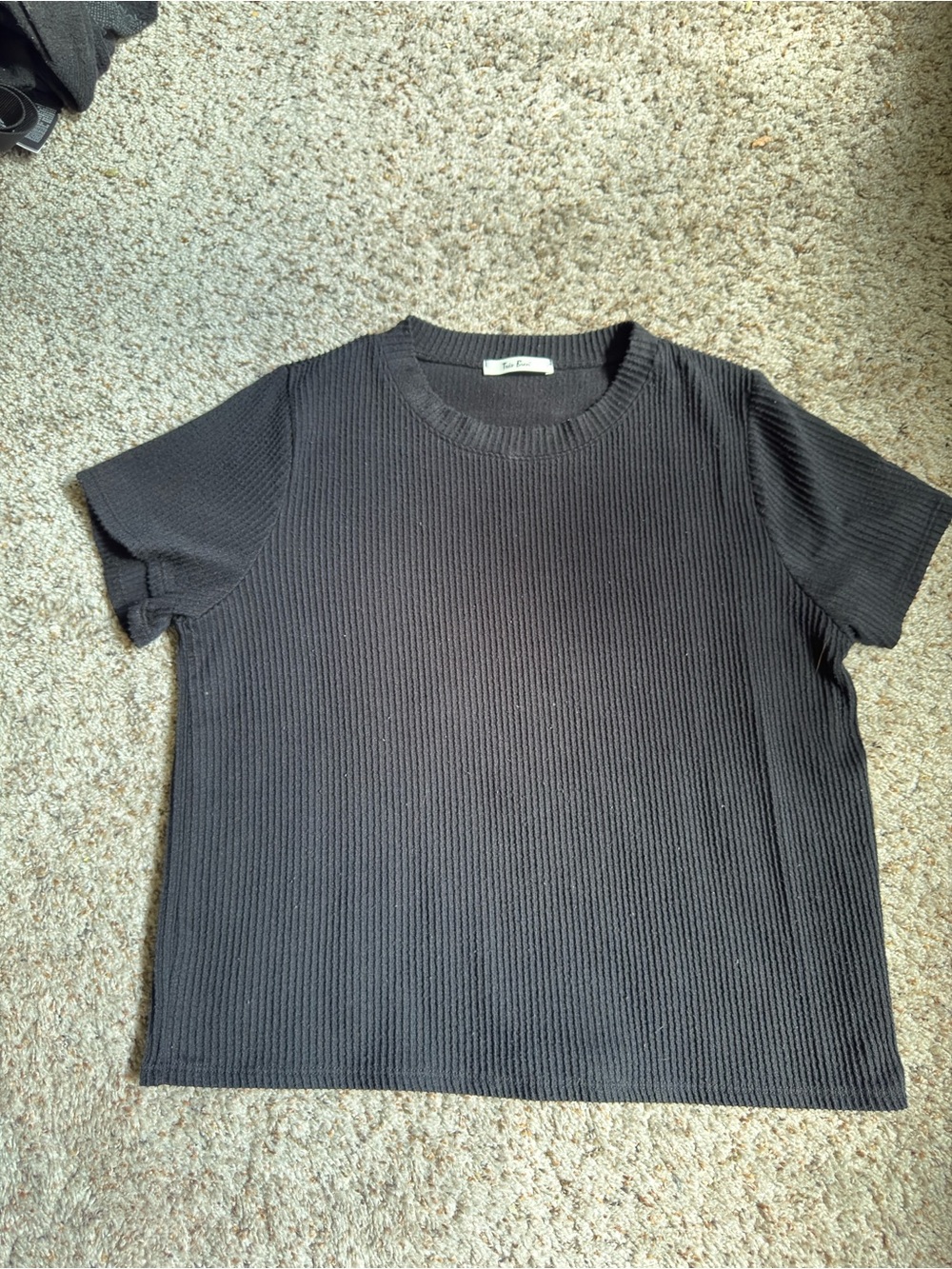Tres Bien Ribbed Short-Sleeve Top - Black
